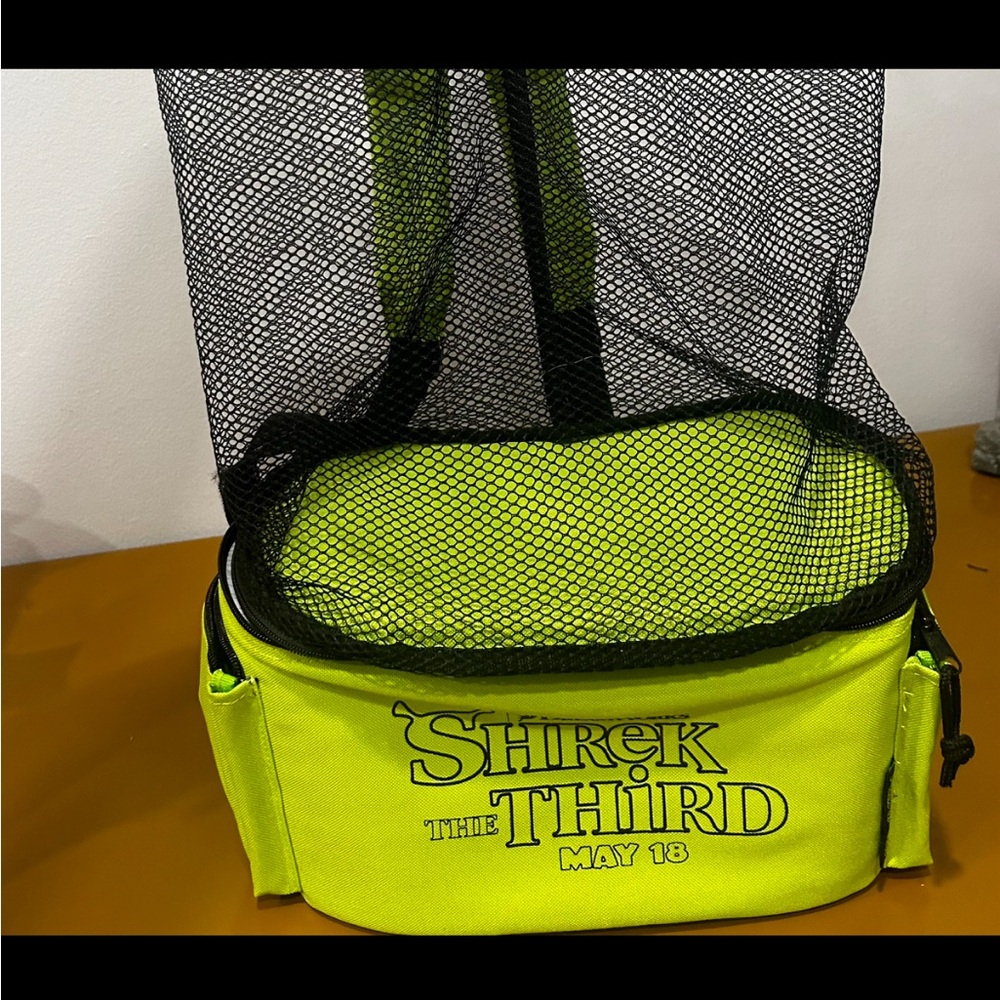 Shrek The Third Promotional Movie Backpack Cooler Picnic At Ascot Dreamworks